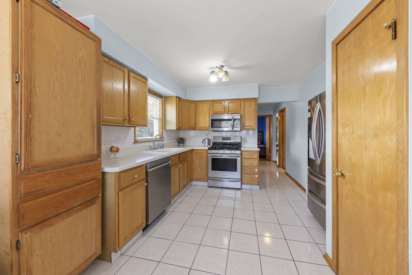 Itasca, IL 60143,439 Parkside AVE