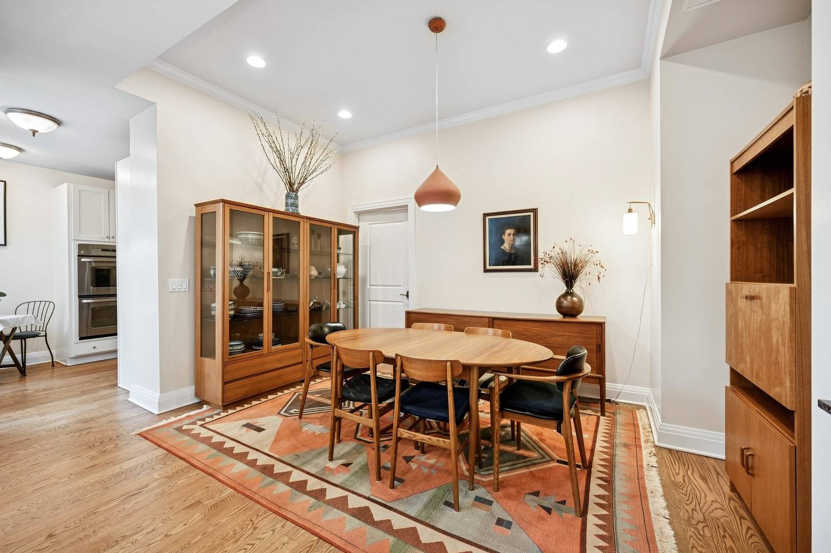Wilmette, IL 60091,1041 Ridge RD #315