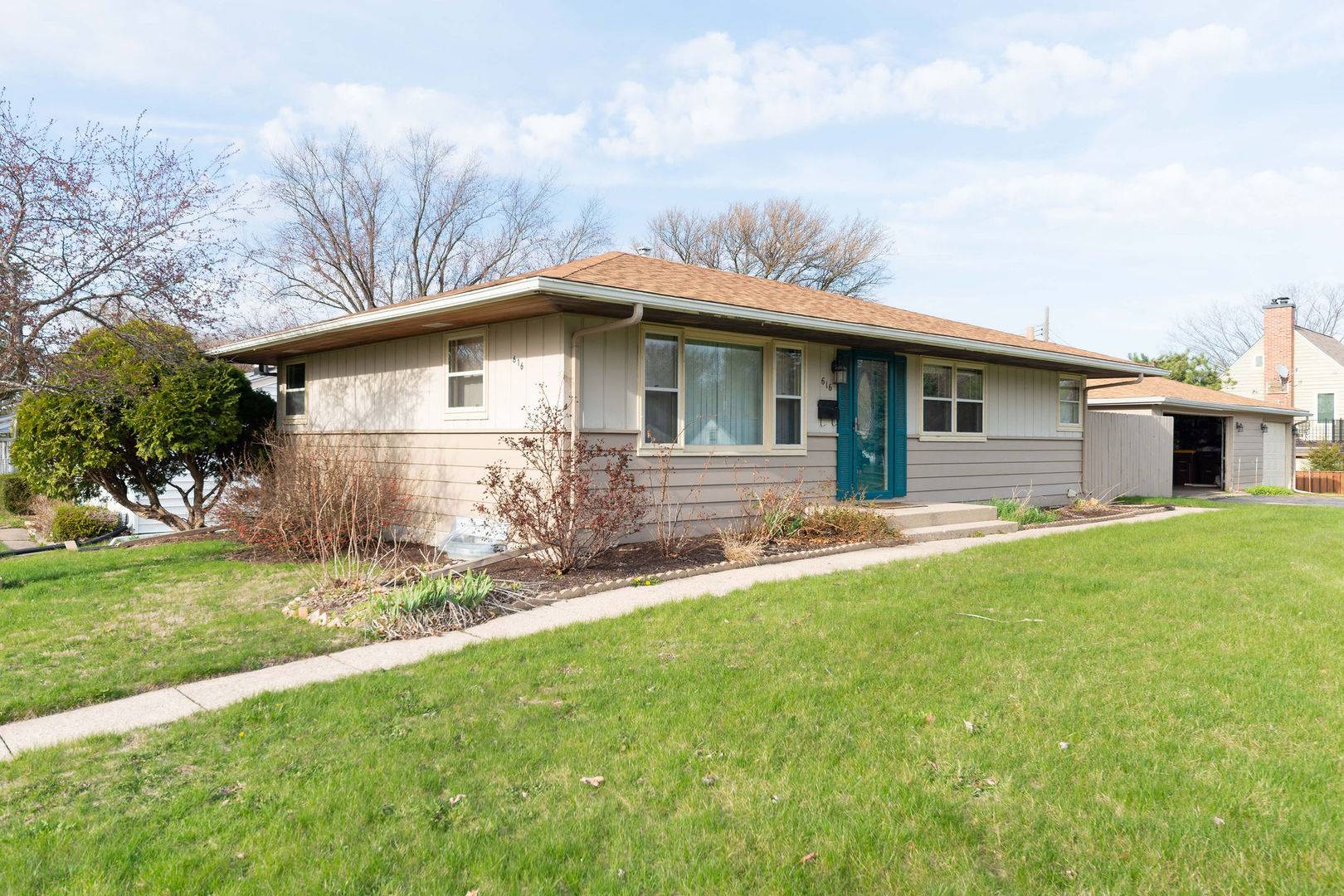 Rockford, IL 61108,616 29th ST