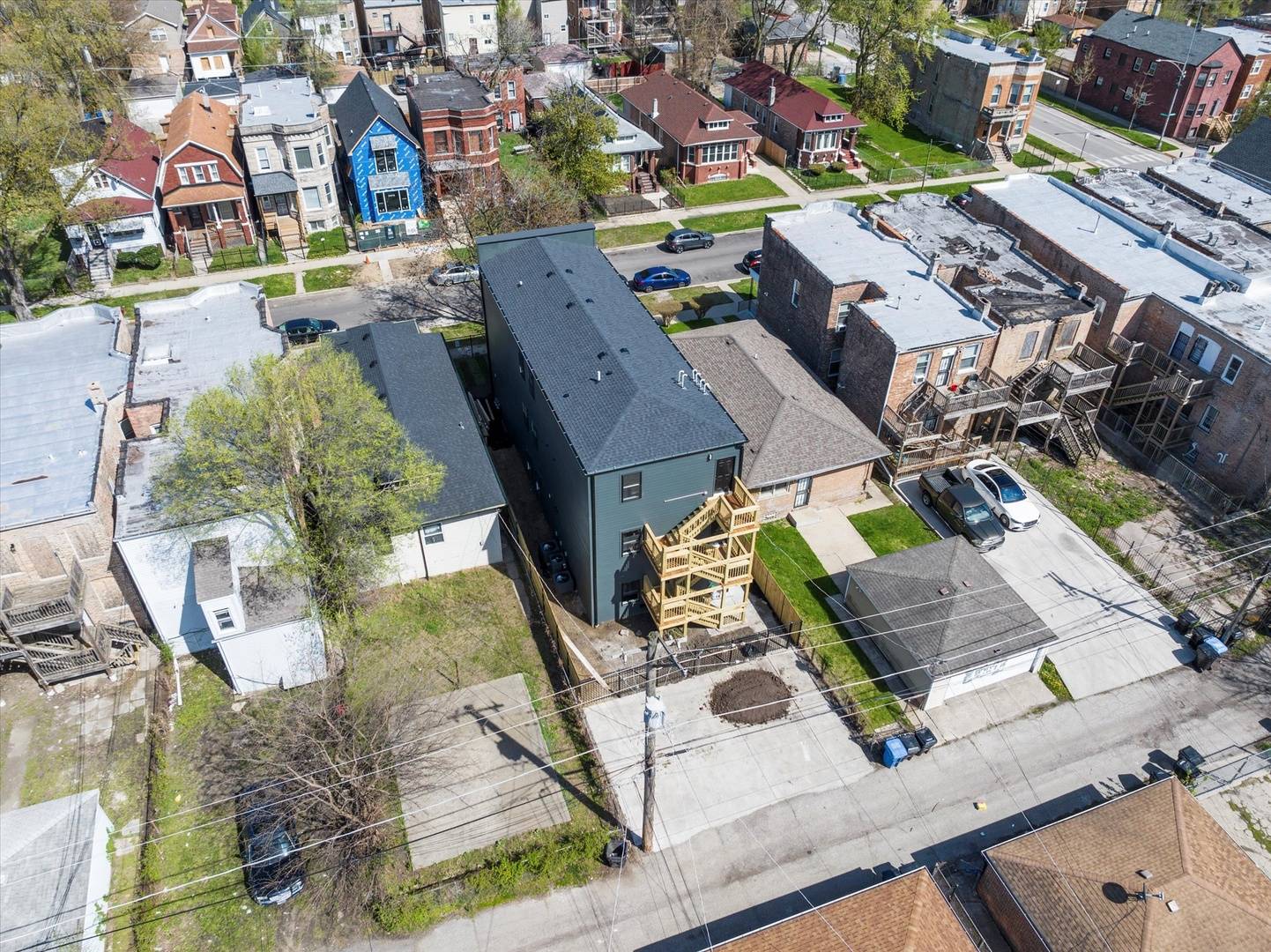 Chicago, IL 60637,6538 S Rhodes AVE