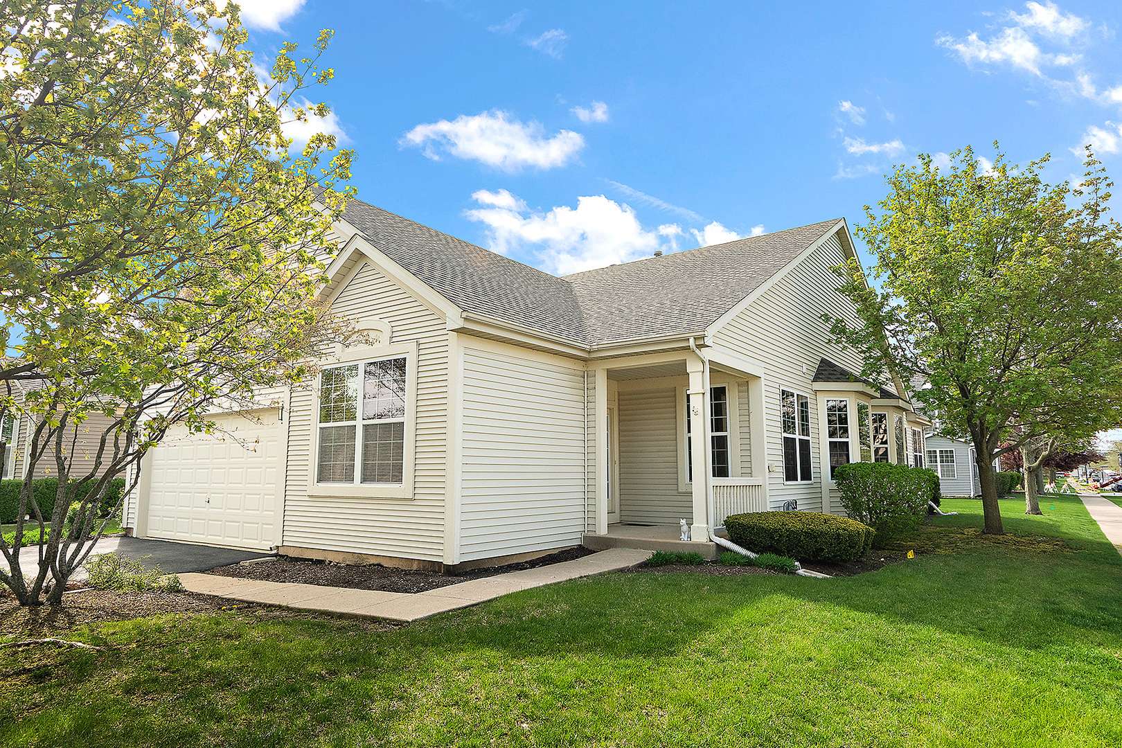 Crest Hill, IL 60403,21143 Silver Moon Lake WAY