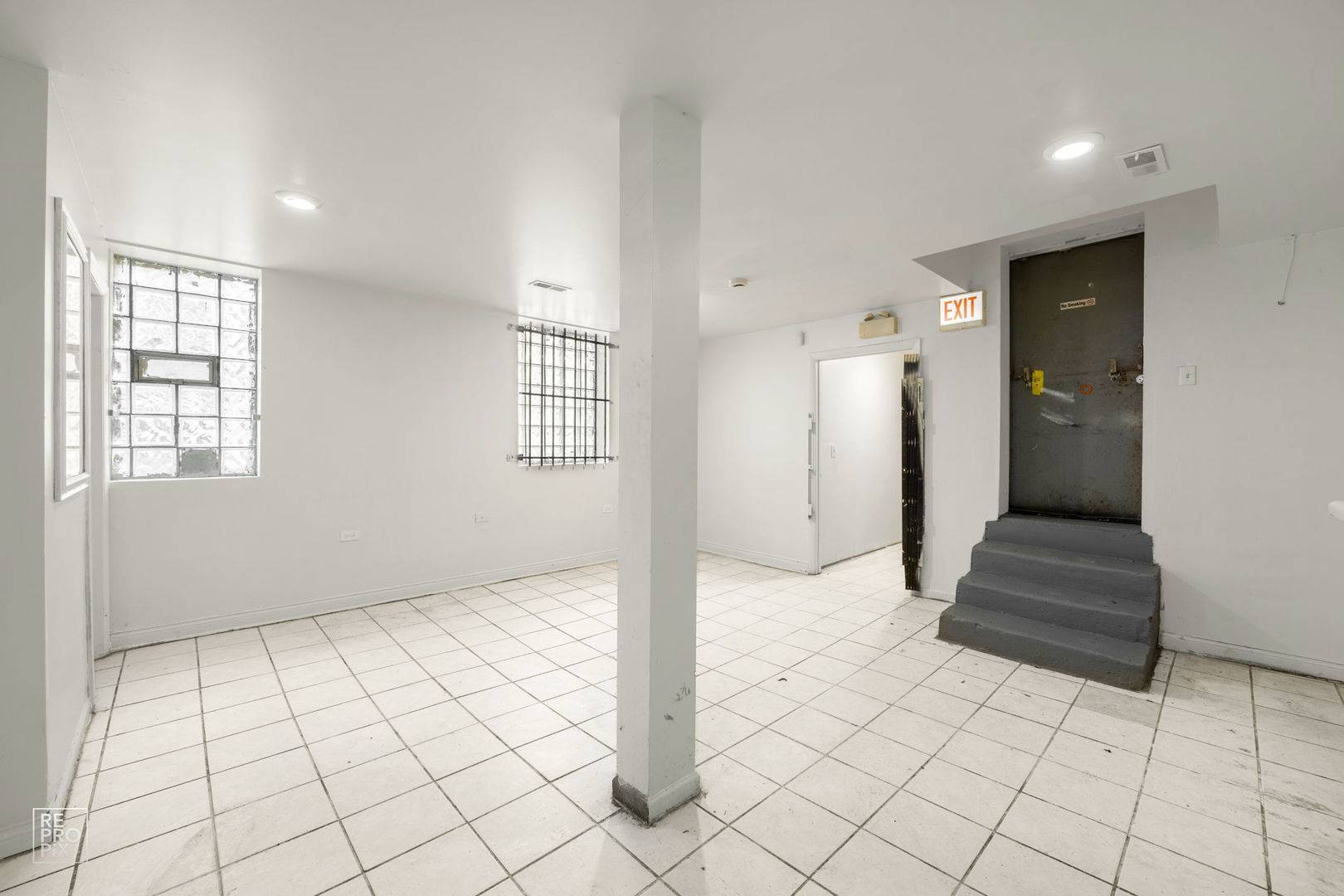 Chicago, IL 60644,158 N Laramie AVE