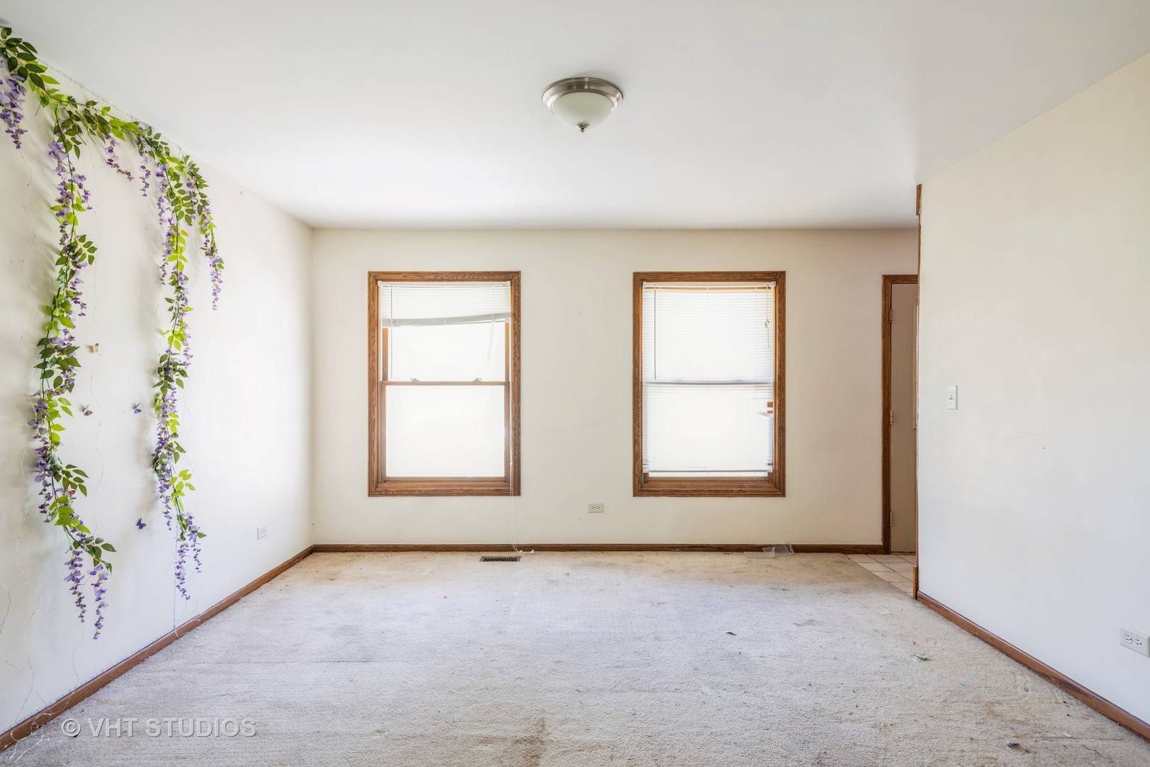 Woodstock, IL 60098,430 Meadow AVE