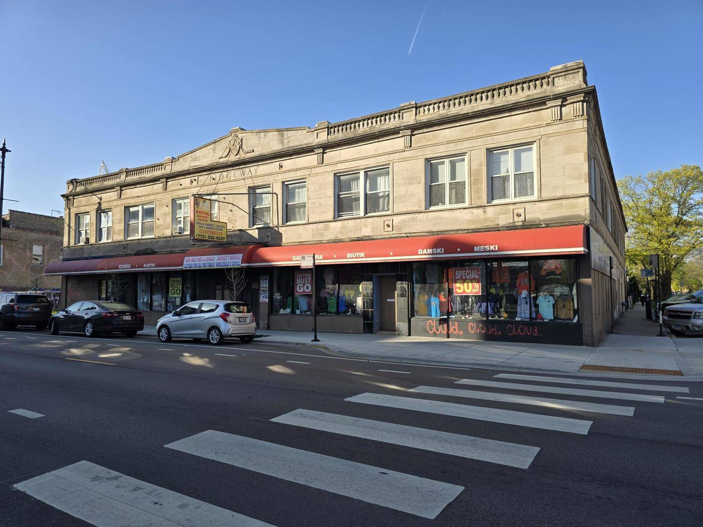 Chicago, IL 60618,3002 N Milwaukee AVE