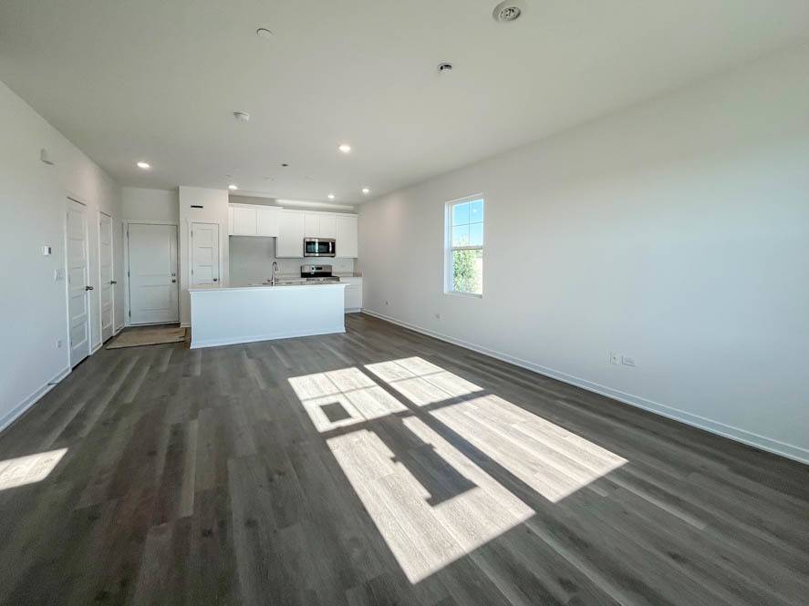 Oswego, IL 60543,2241 Riesling RD