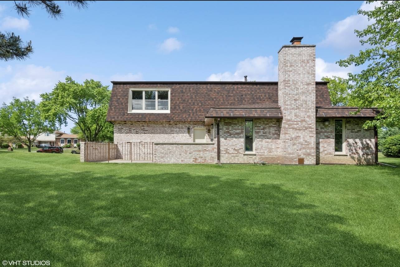Flossmoor, IL 60422,2932 Bonnie Brae Crest