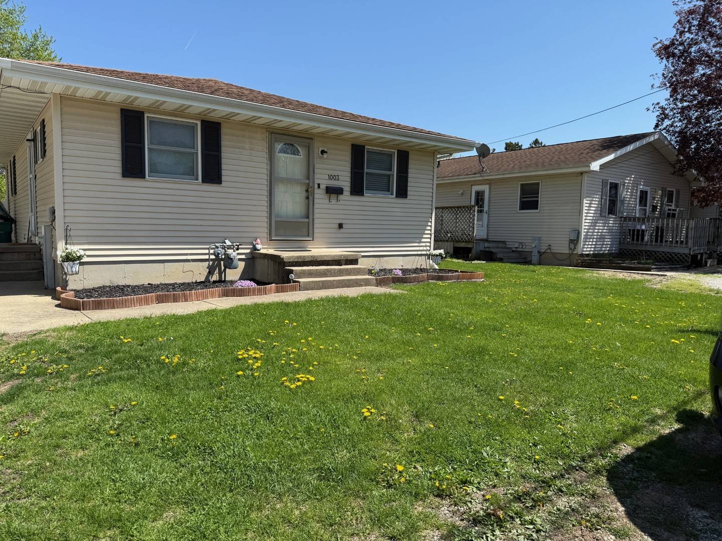 Streator, IL 61364,1003 Rogers ST