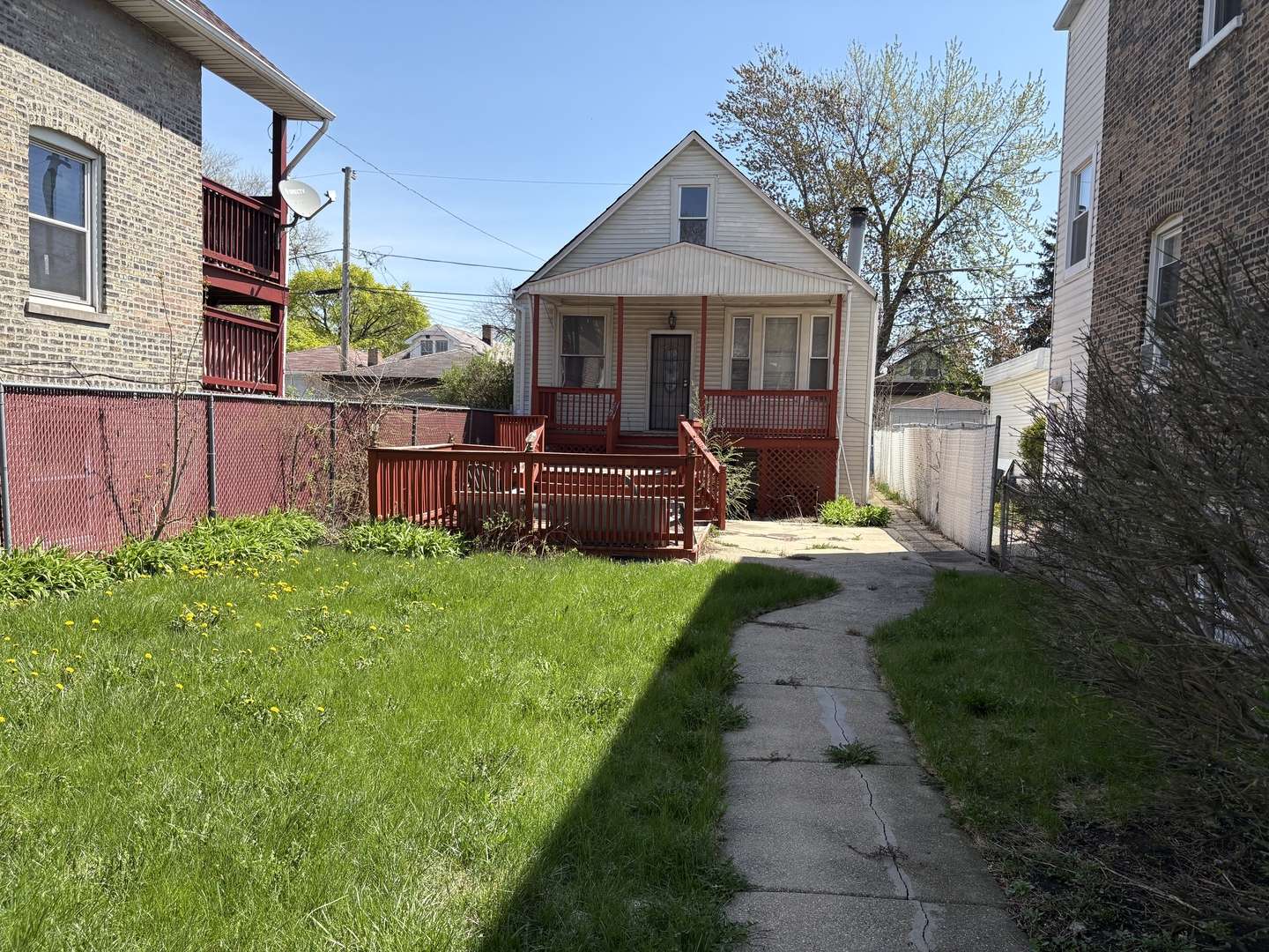 Chicago, IL 60639,1649 N Latrobe AVE