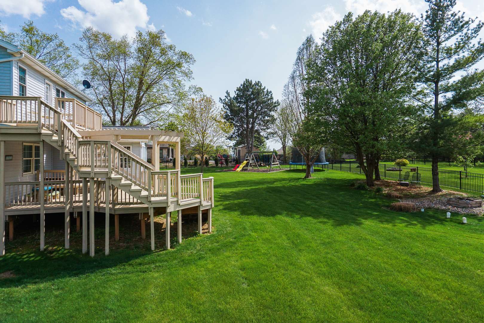 Bloomington, IL 61705,13822 Deer Ridge RD