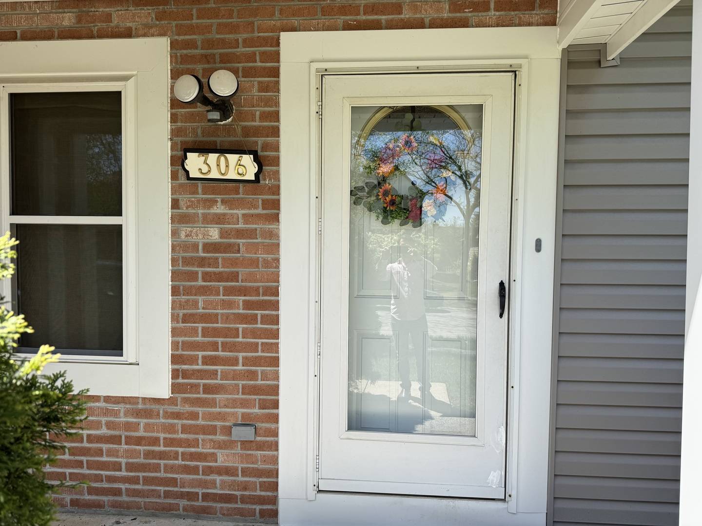 Vernon Hills, IL 60061,306 S RICHARD CT