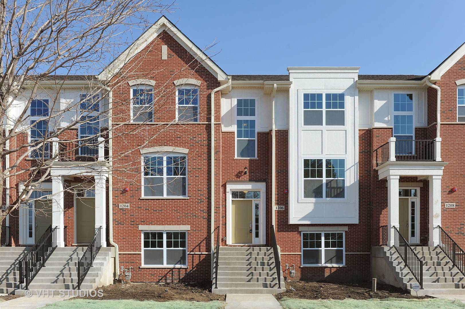 Vernon Hills, IL 60061,1206 Danforth CT