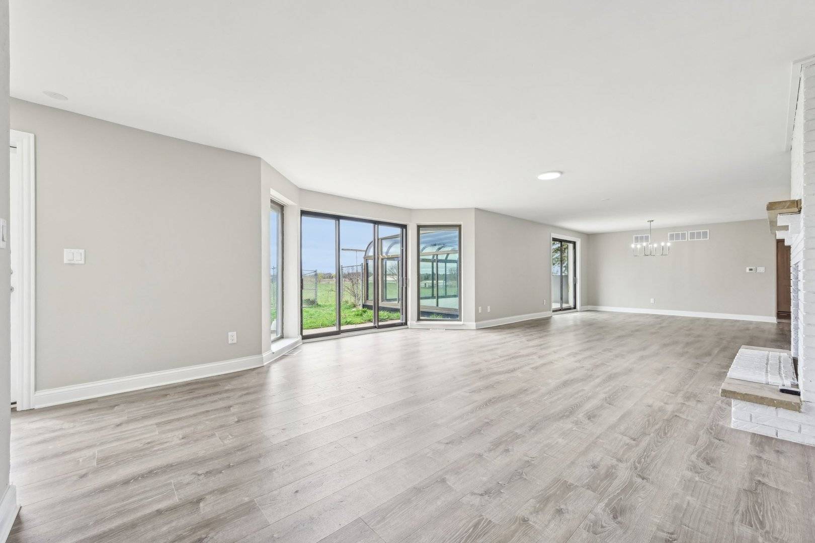 Marengo, IL 60152,1406 Busse RD