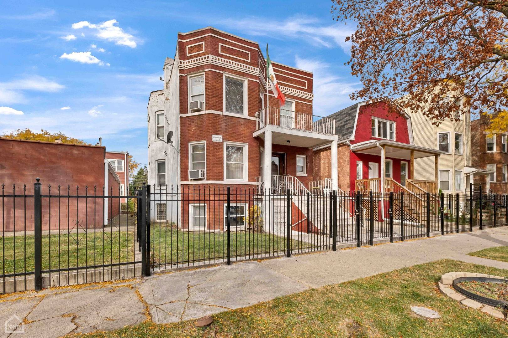 Chicago, IL 60639,2304 N Kenneth AVE
