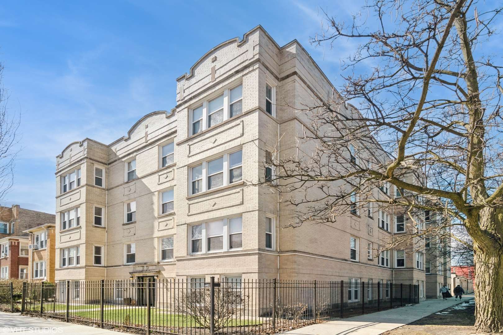 Chicago, IL 60625,5054 N Troy ST #2