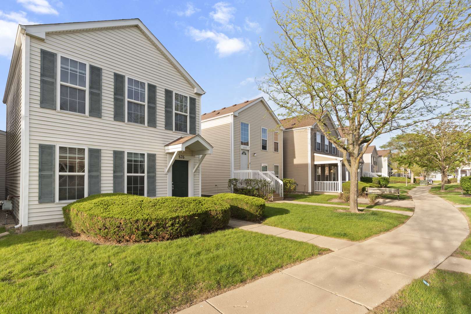 Aurora, IL 60504,676 Four Seasons BLVD