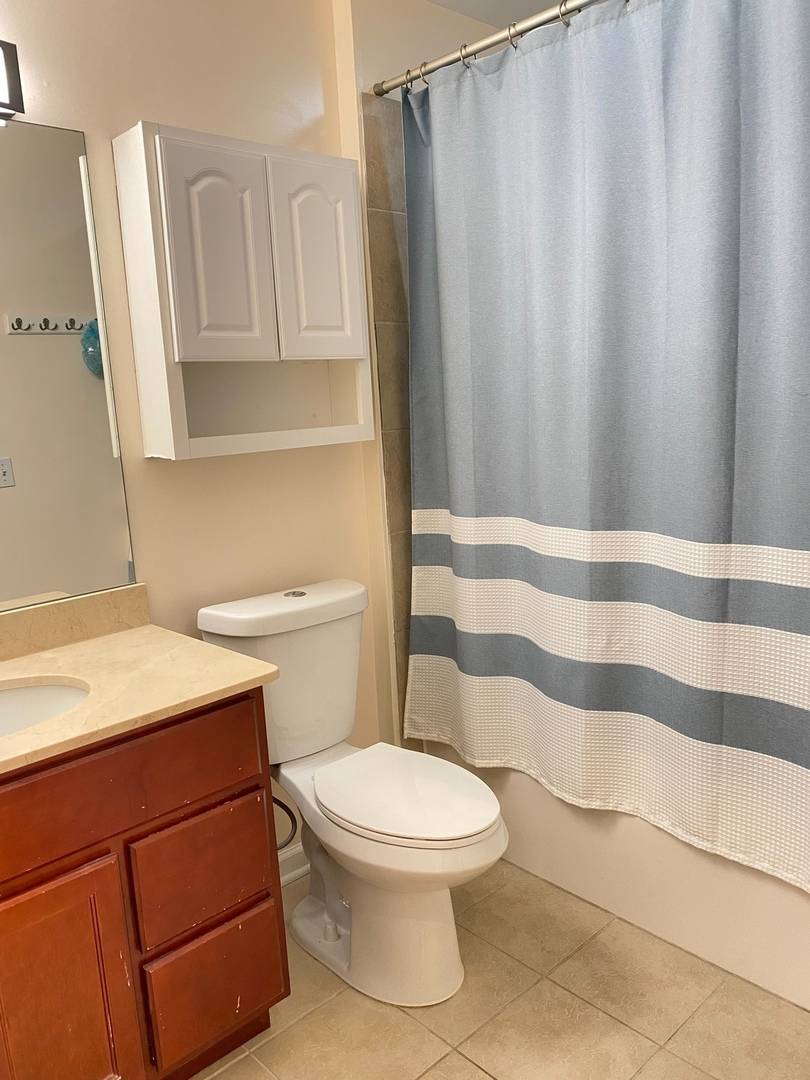 Chicago, IL 60640,1122 W Catalpa AVE #614