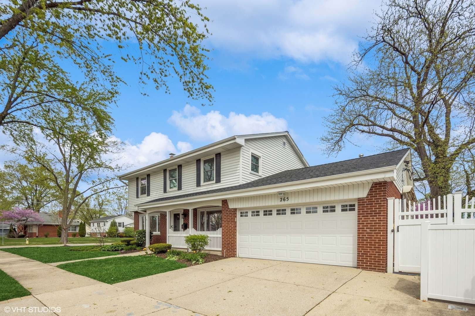 Elmhurst, IL 60126,265 W Adams ST