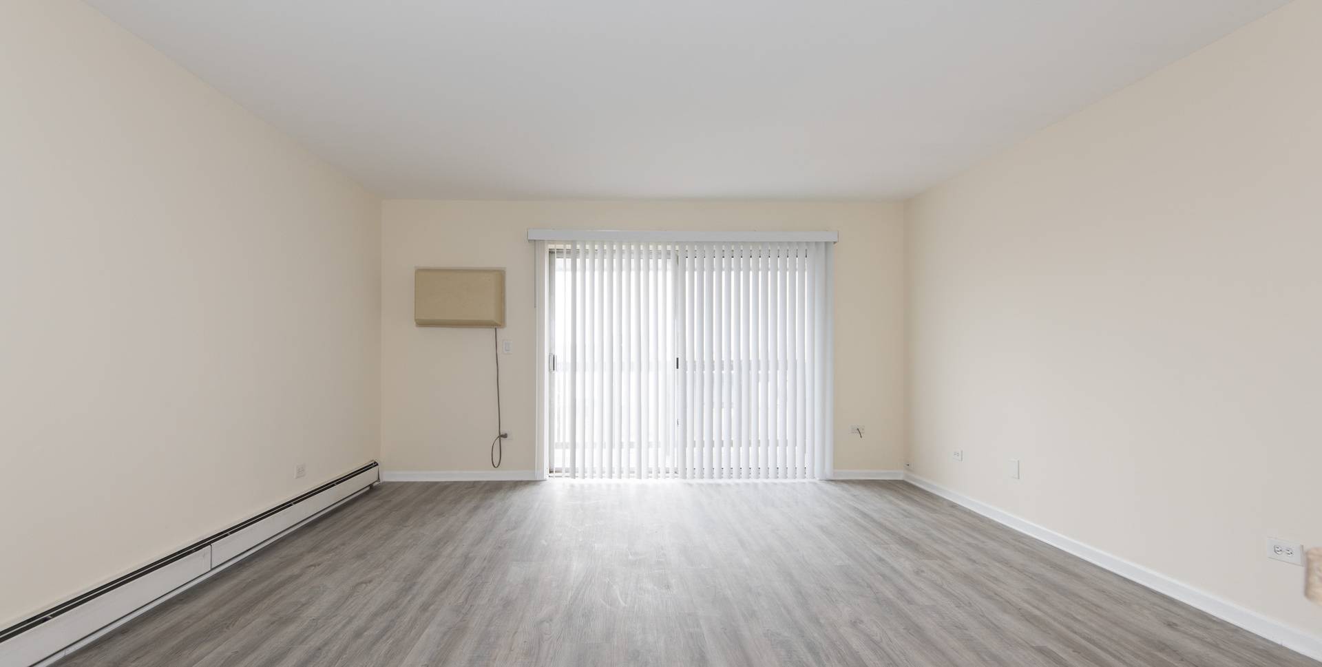 Arlington Heights, IL 60005,2218 S Goebbert RD #487