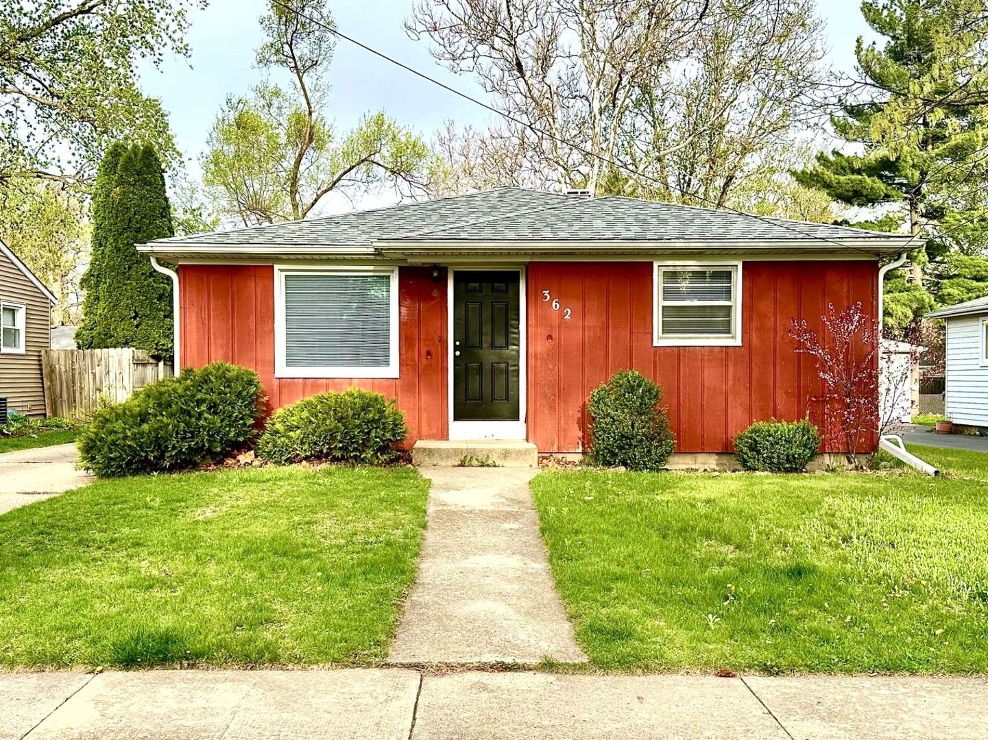Elgin, IL 60123,362 Heine AVE