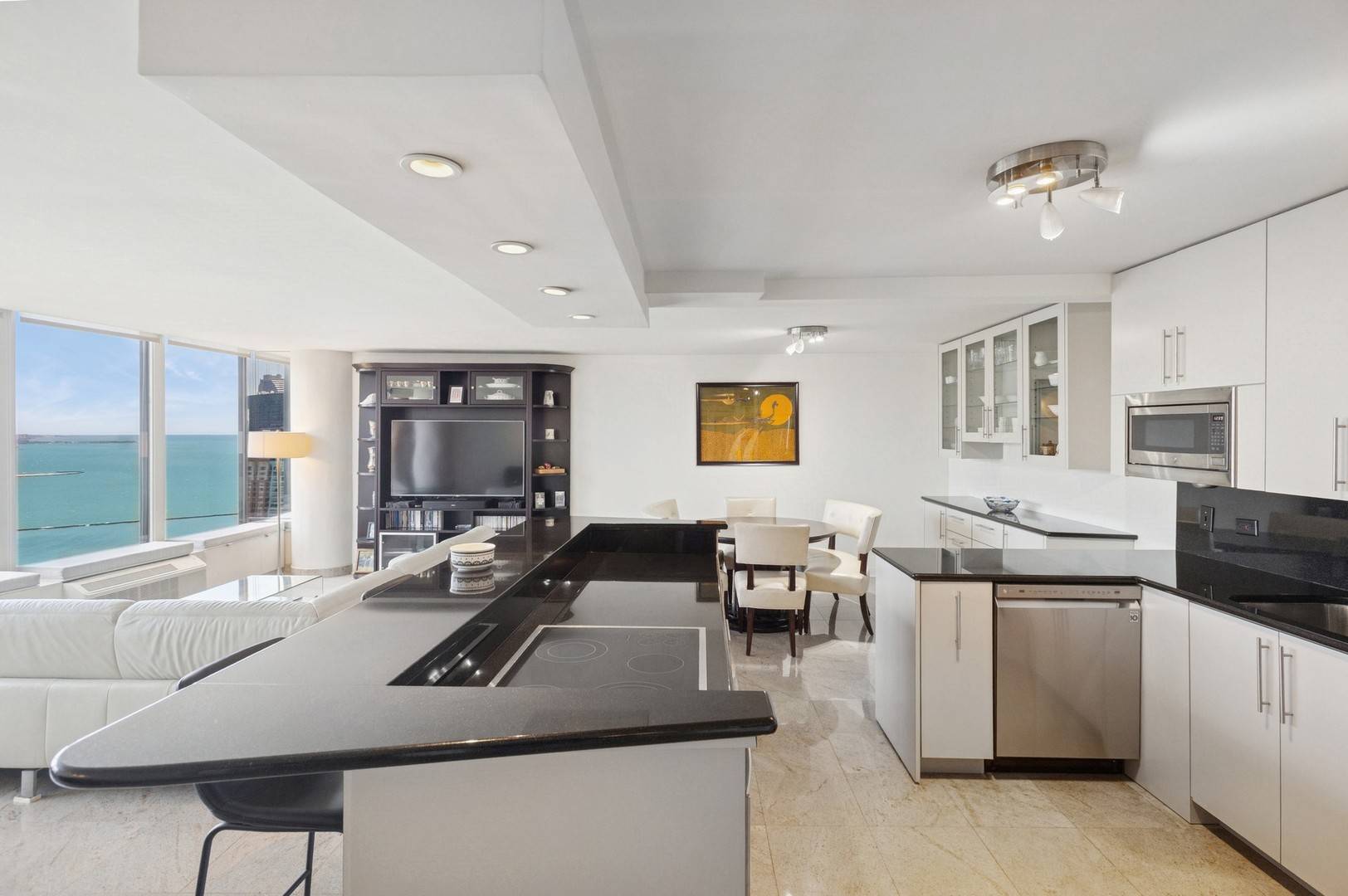 Chicago, IL 60611,505 N LAKE SHORE DR #4412