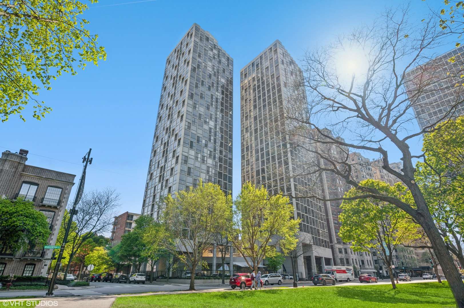 Chicago, IL 60614,345 W Fullerton Pkwy #801