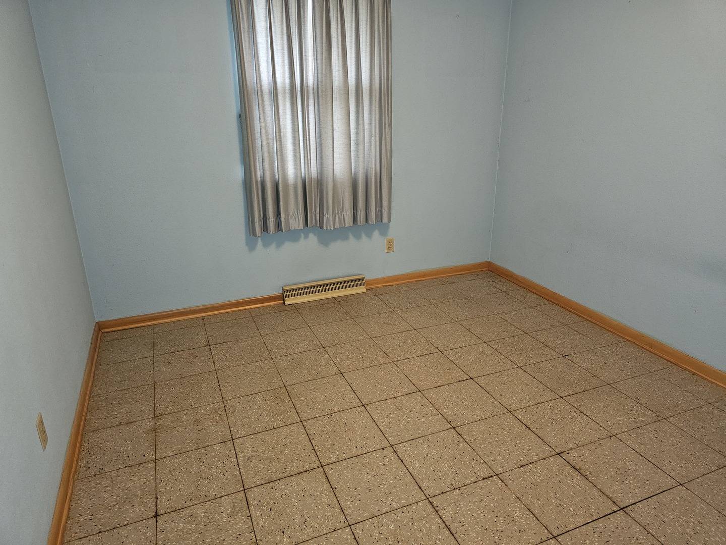 Rock Falls, IL 61071,1303 W 10th ST