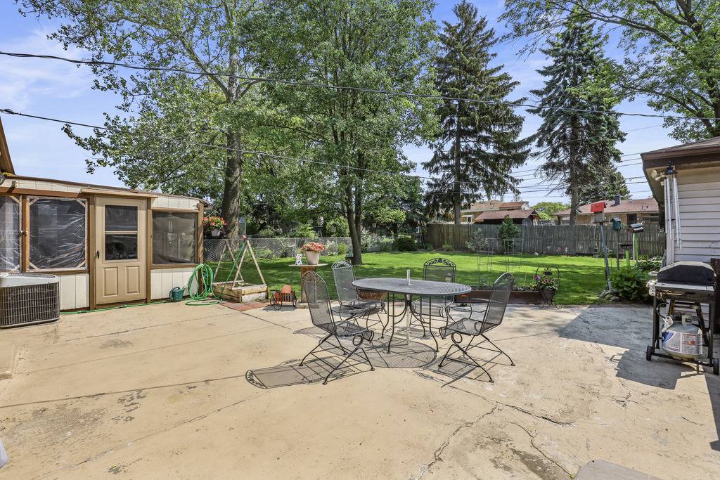 Worth, IL 60482,11341 S Nagle AVE