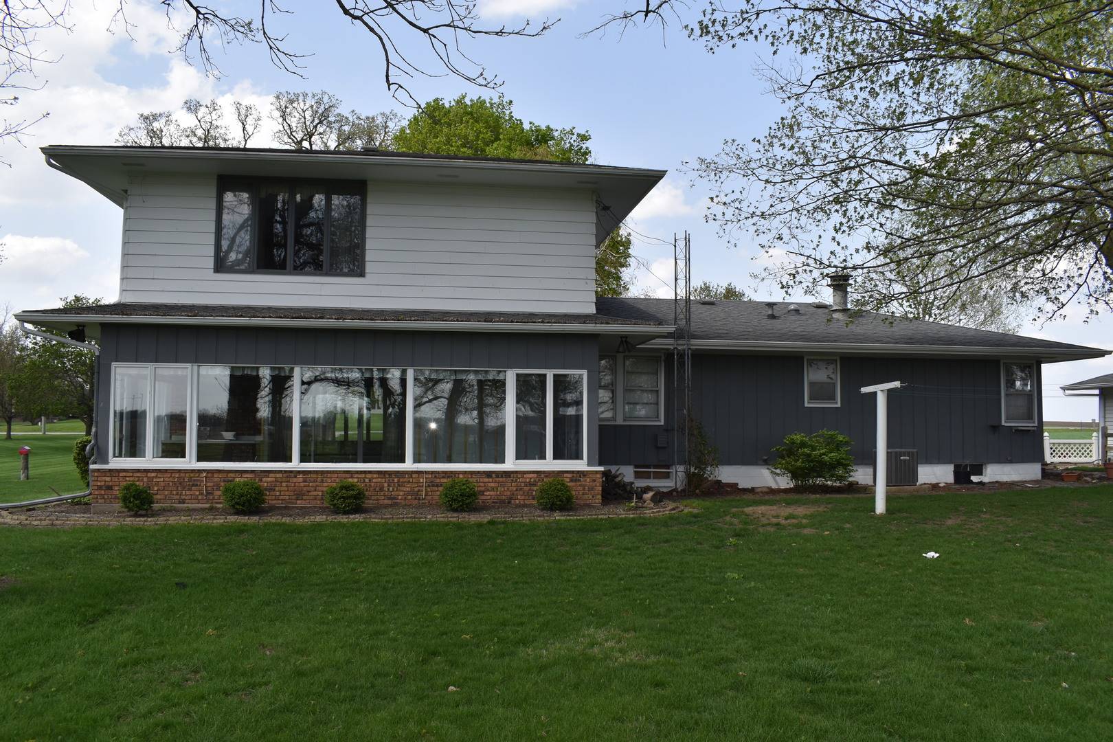Pontiac, IL 61764,17864 E 1700 North RD
