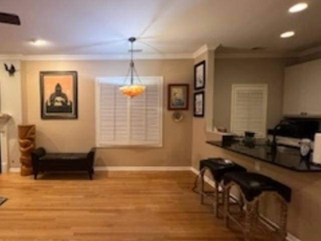 Chicago, IL 60657,710 W Aldine AVE #201