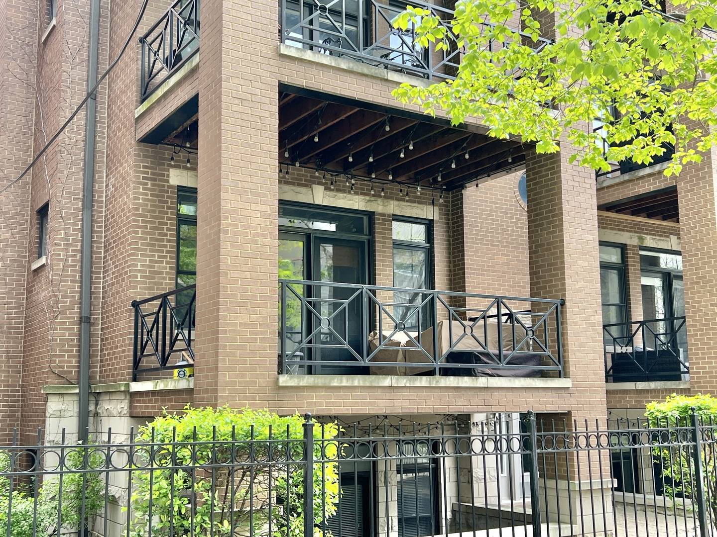 Chicago, IL 60642,669 N Peoria ST #1N