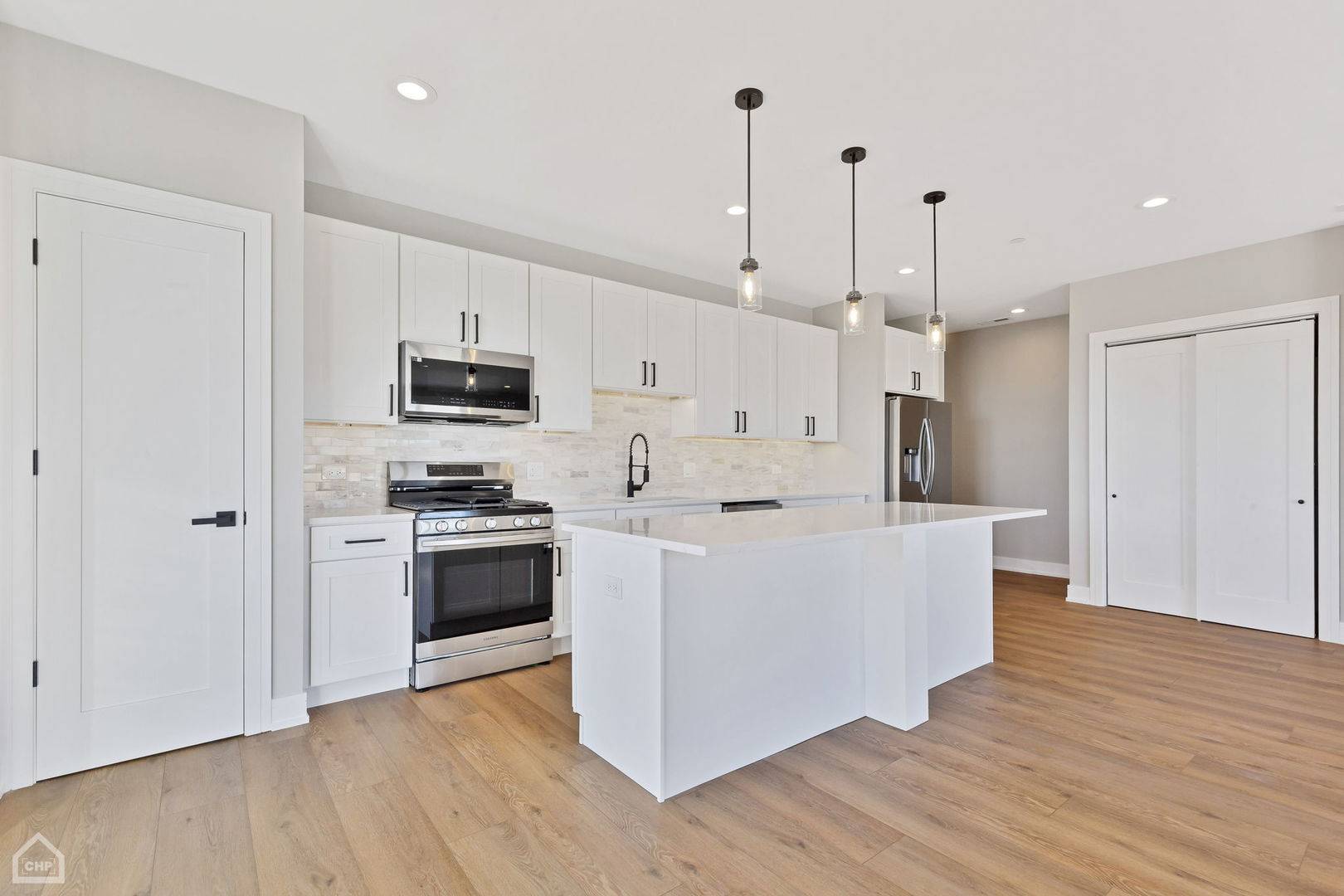 River Grove, IL 60171,8631 W Grand AVE #2W