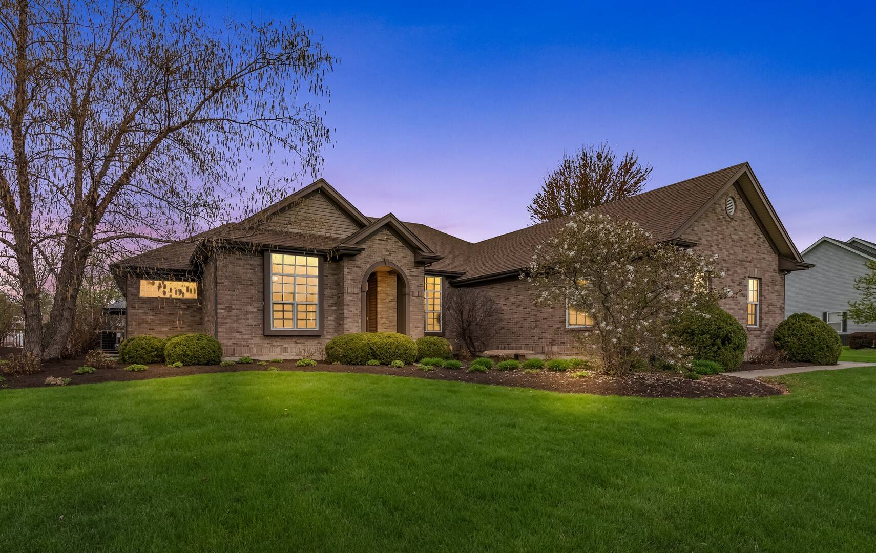 Johnsburg, IL 60051,5607 Dakota Ridge