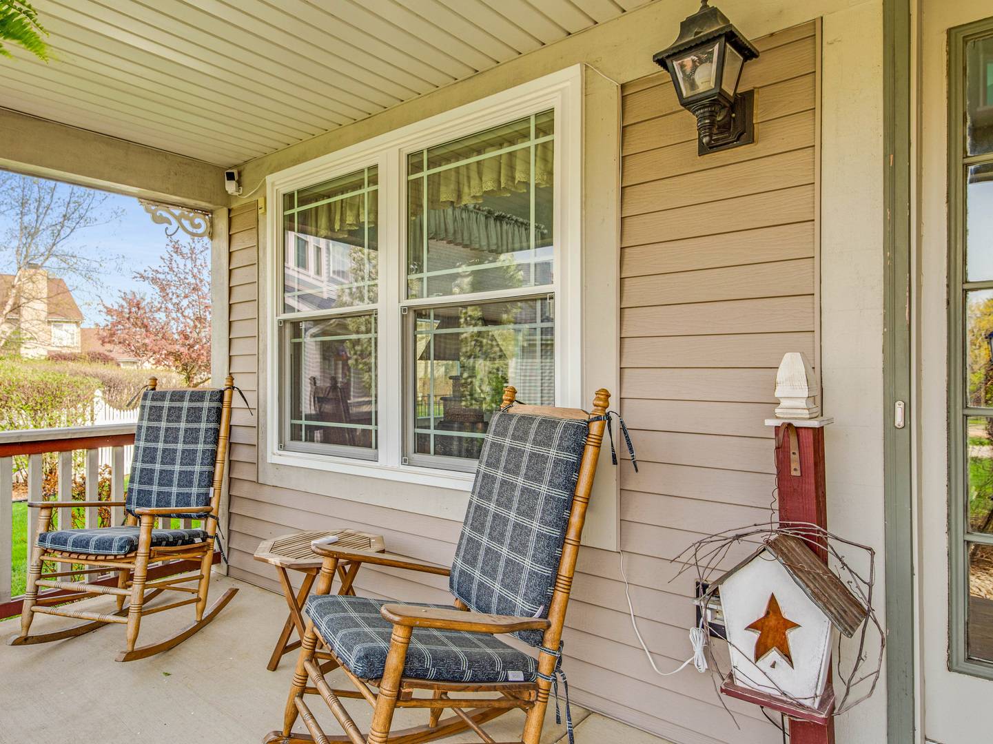Palatine, IL 60074,1341 N Home CT