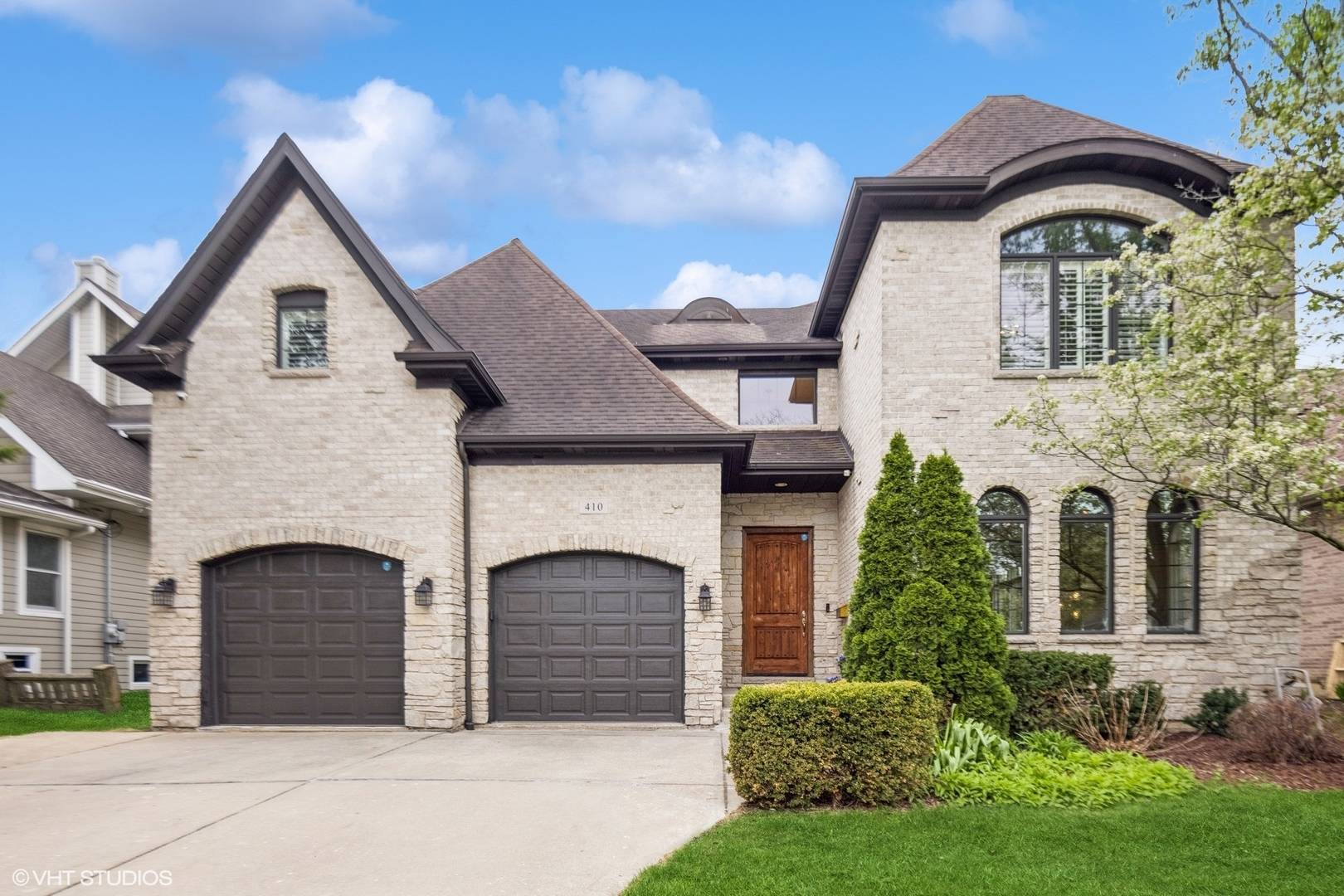 Elmhurst, IL 60126,410 W 2nd ST