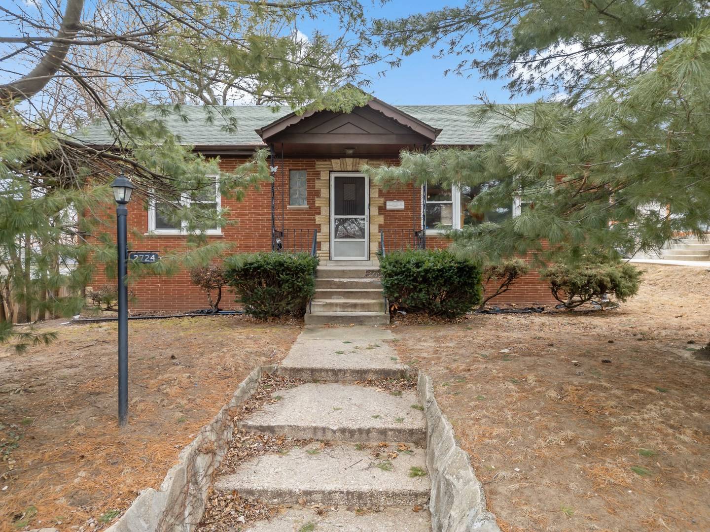 Evergreen Park, IL 60805,2724 W 96th PL