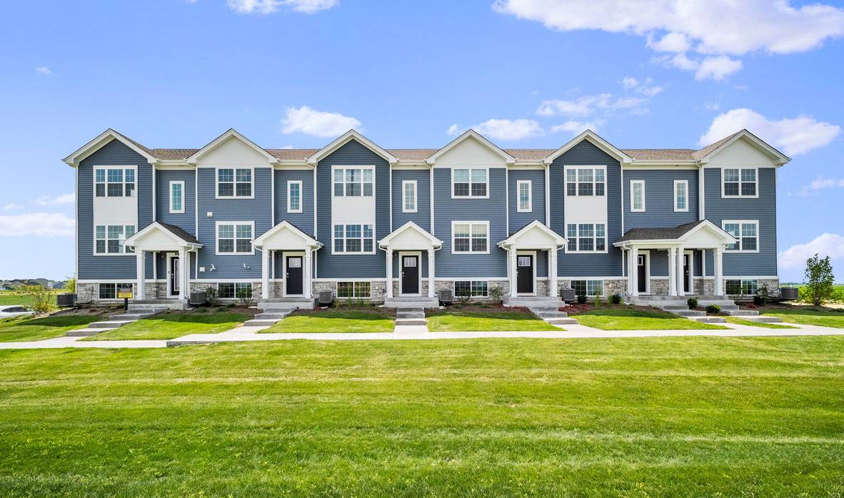 Hampshire, IL 60140,847 Briar Glen CT