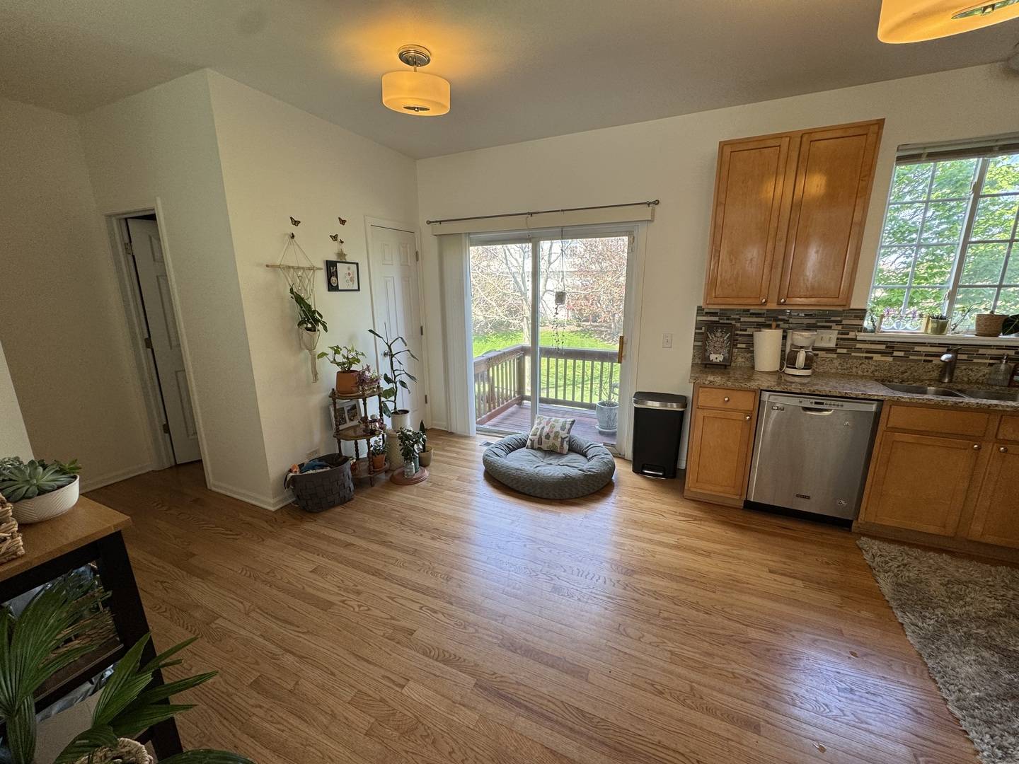Aurora, IL 60503,1876 Fredericksburg LN