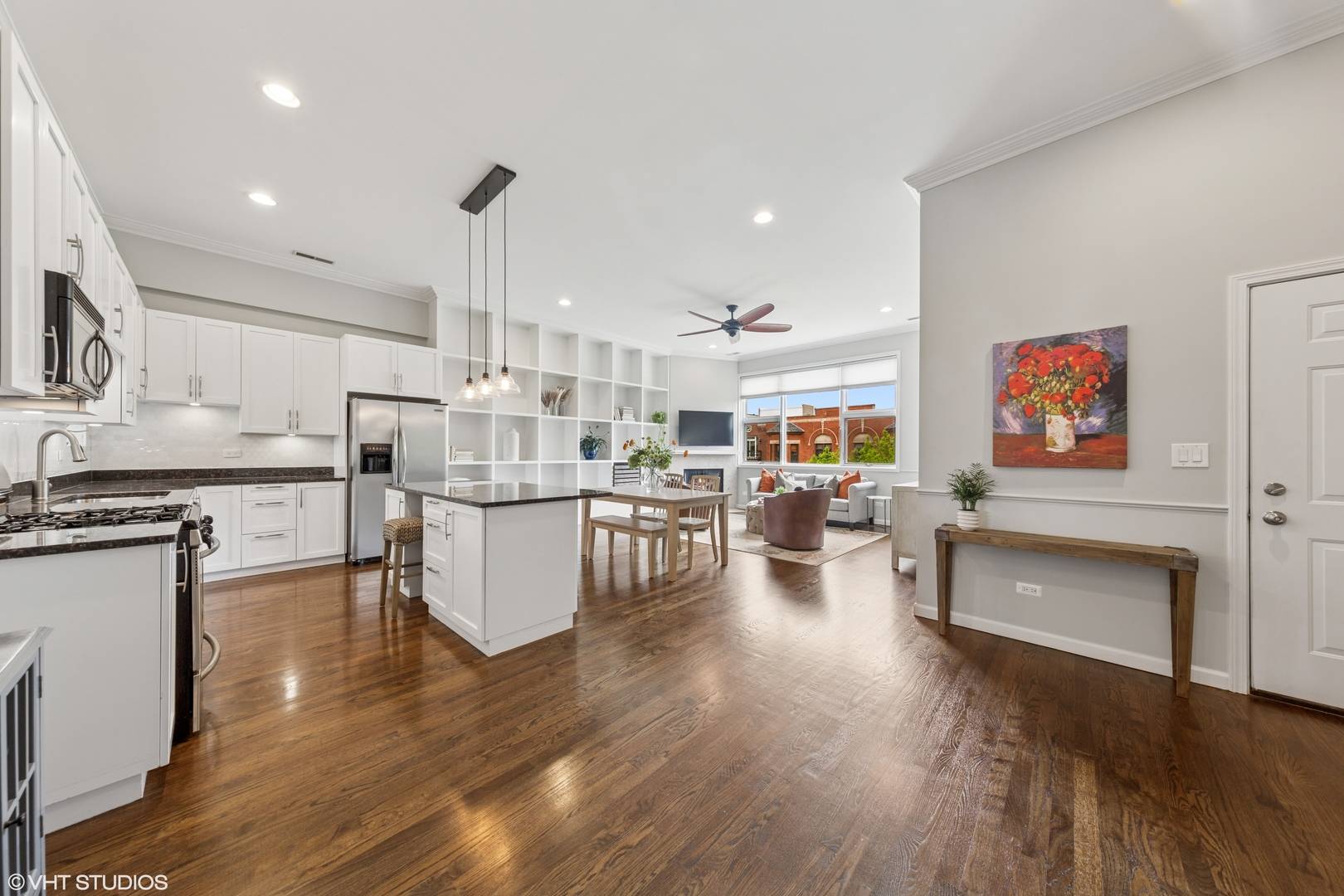 Chicago, IL 60622,2143 W Division ST #3
