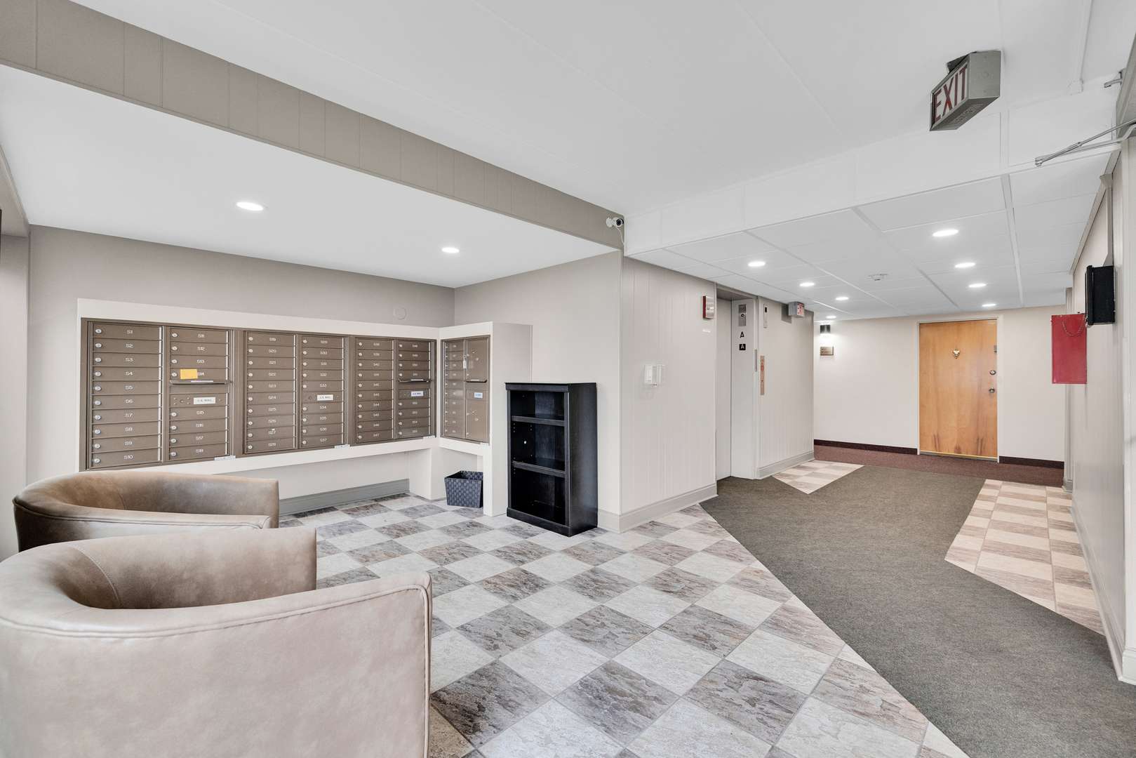 Downers Grove, IL 60515,2900 Maple AVE #5A