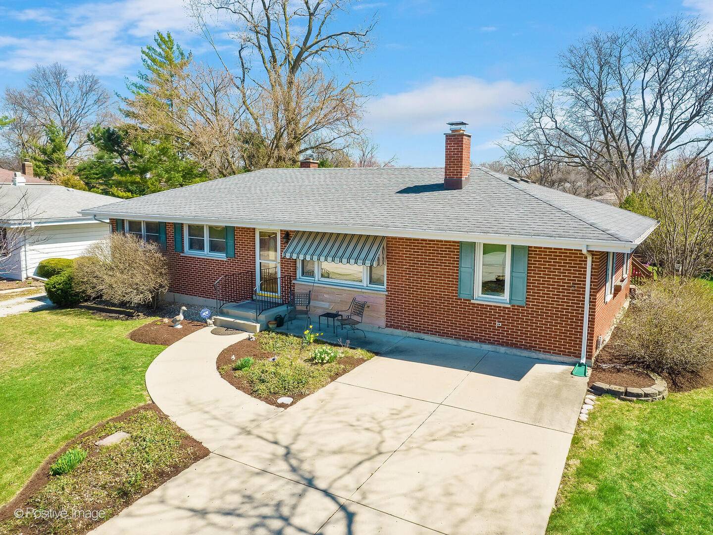 Clarendon Hills, IL 60514,5823 Bentley AVE