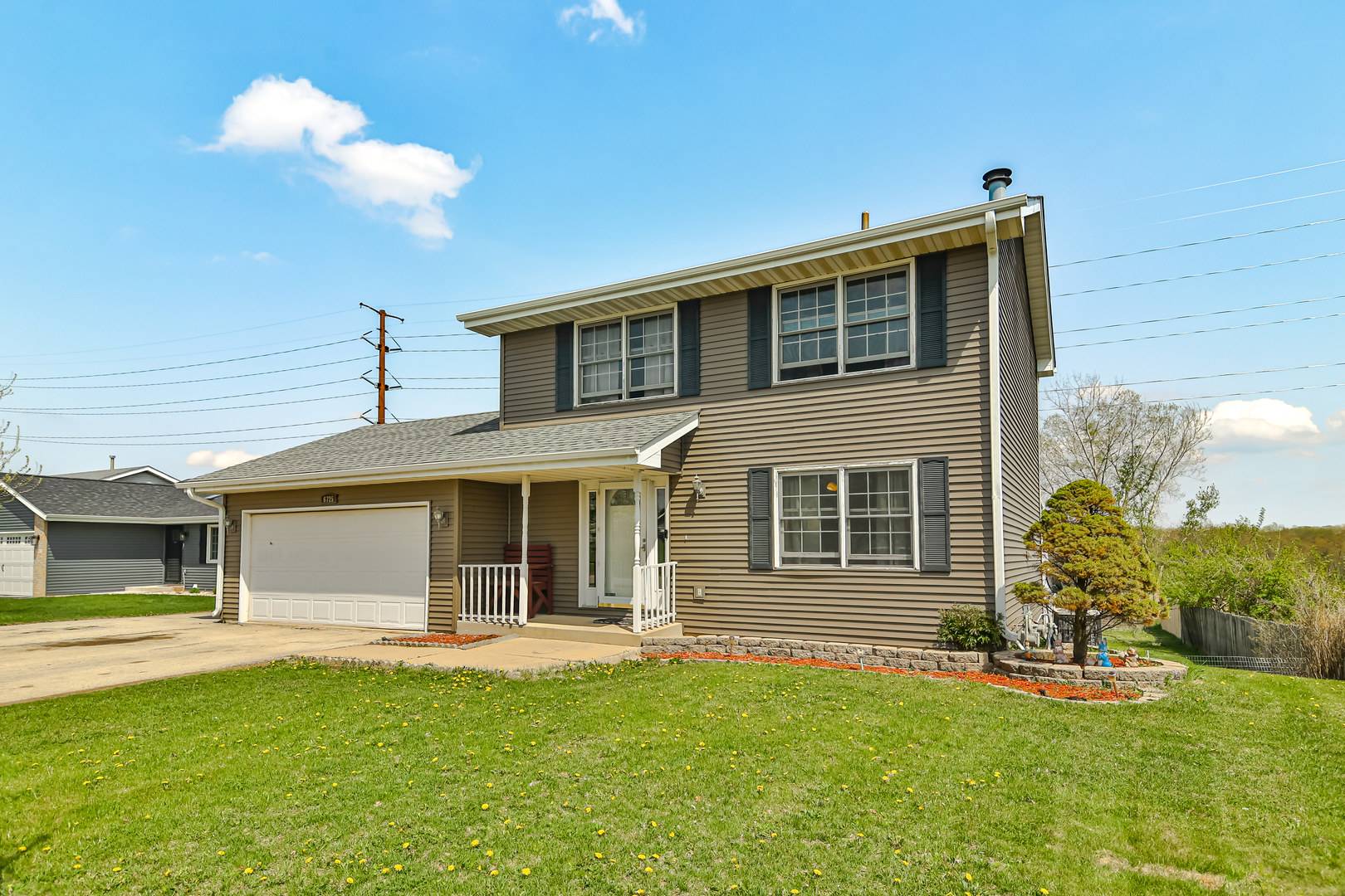 Loves Park, IL 61111,6725 Louden DR