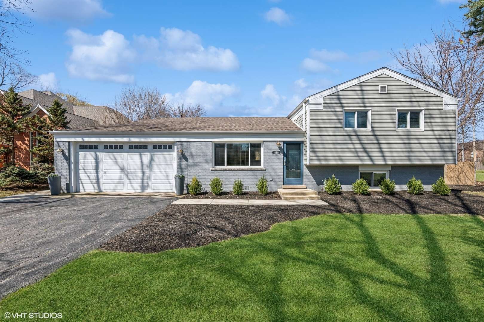 Northbrook, IL 60062,610 PFINGSTEN RD