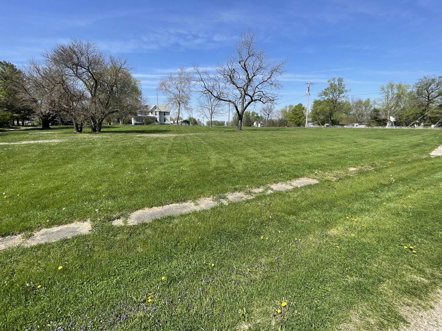 Kappa, IL 61738,105 1st South ST