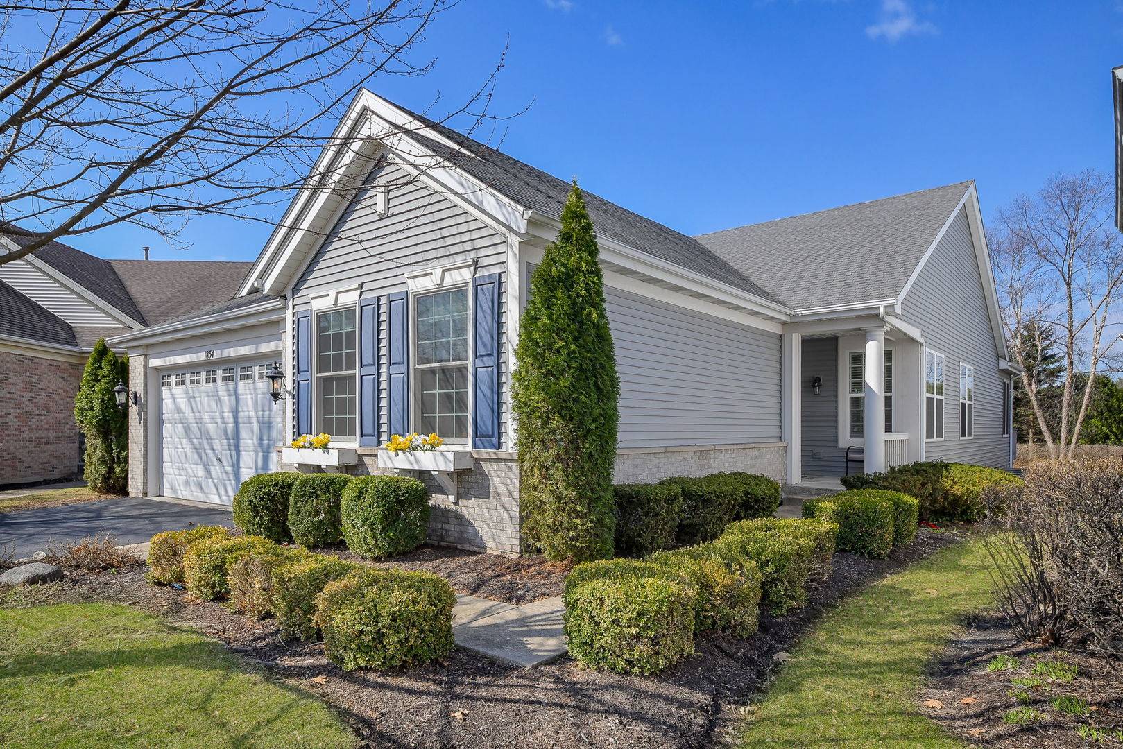 Aurora, IL 60502,1834 Highbury LN