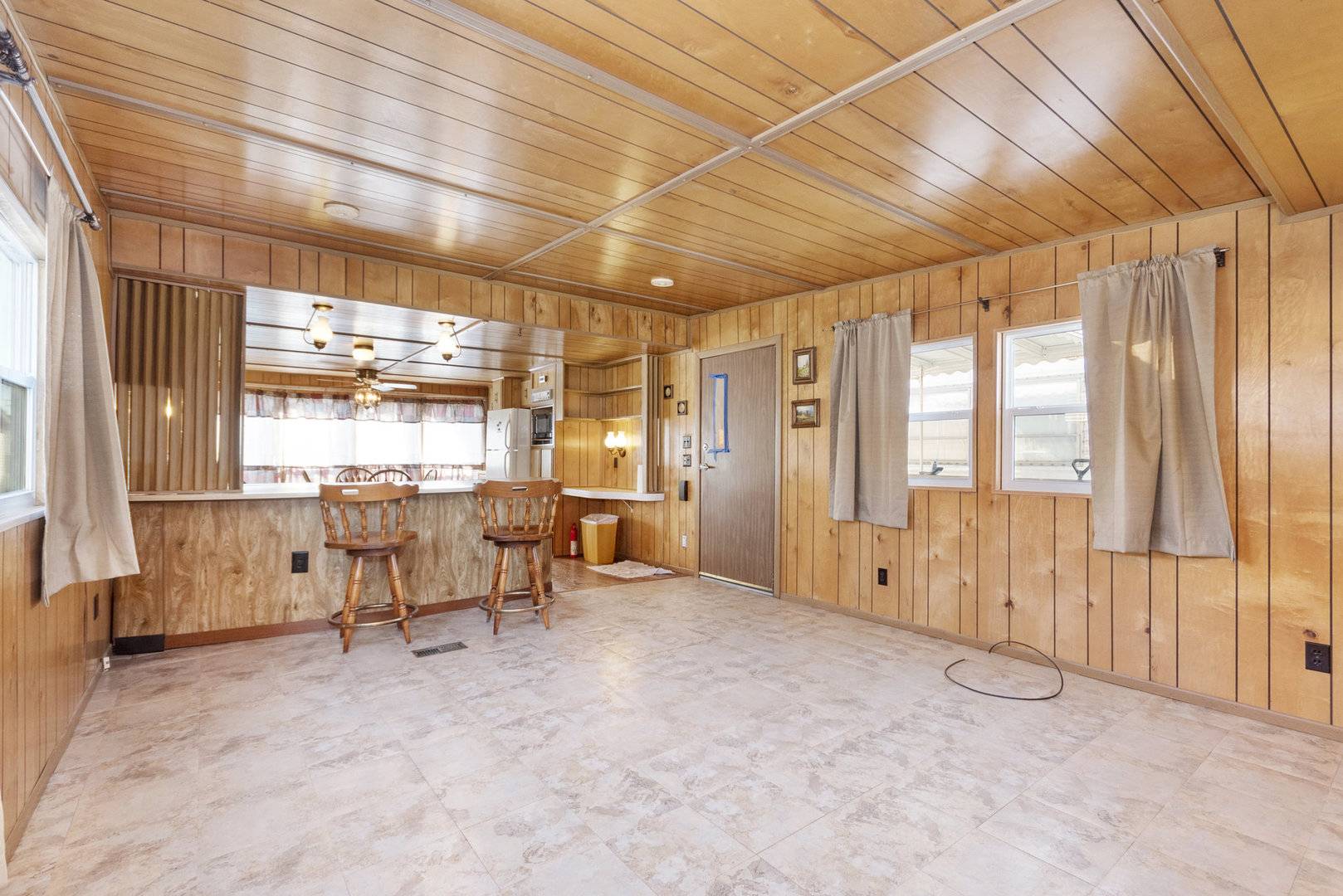 Countryside, IL 60525,32 Elm ST