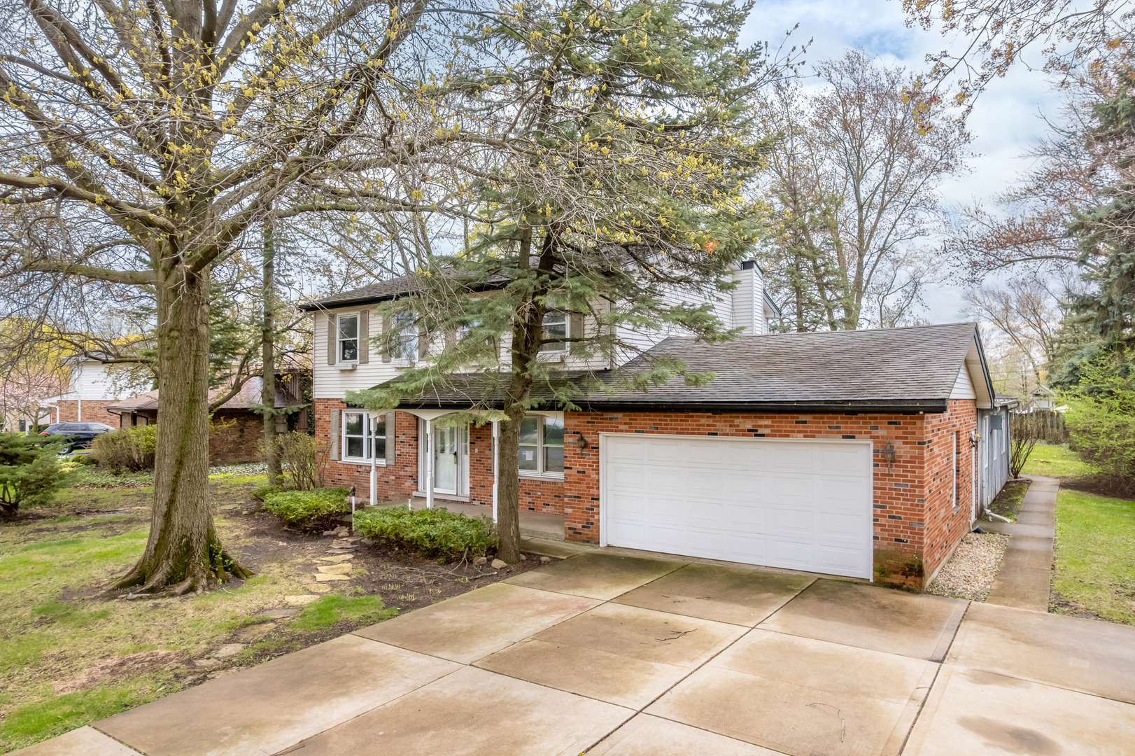 Itasca, IL 60143,21W221 North LN
