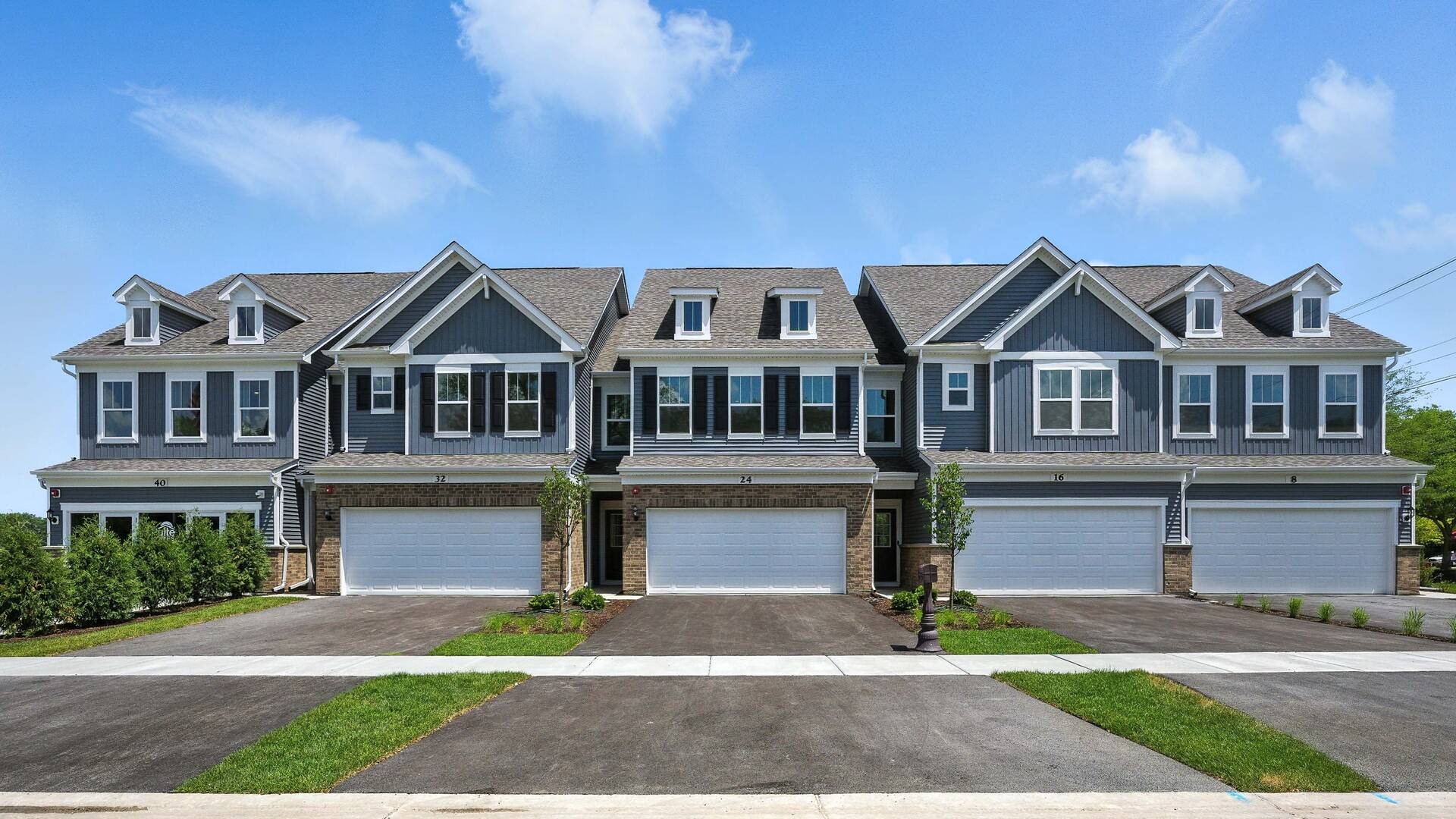 Batavia, IL 60510,24 Weirich WAY #76003