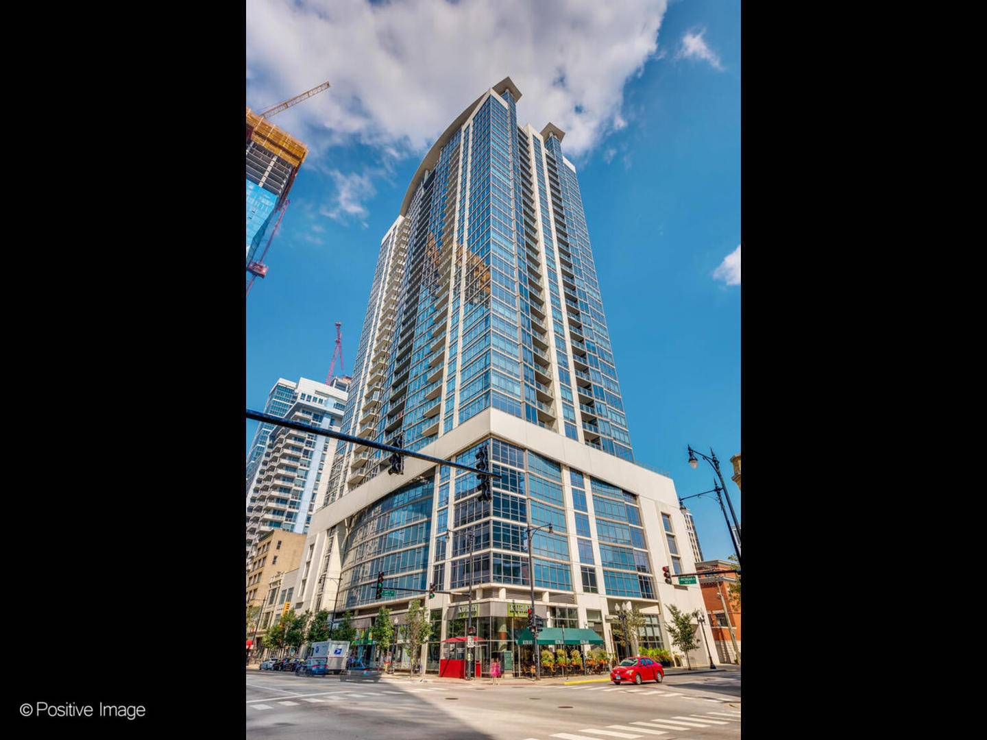 Chicago, IL 60605,100 E 14th ST #1502