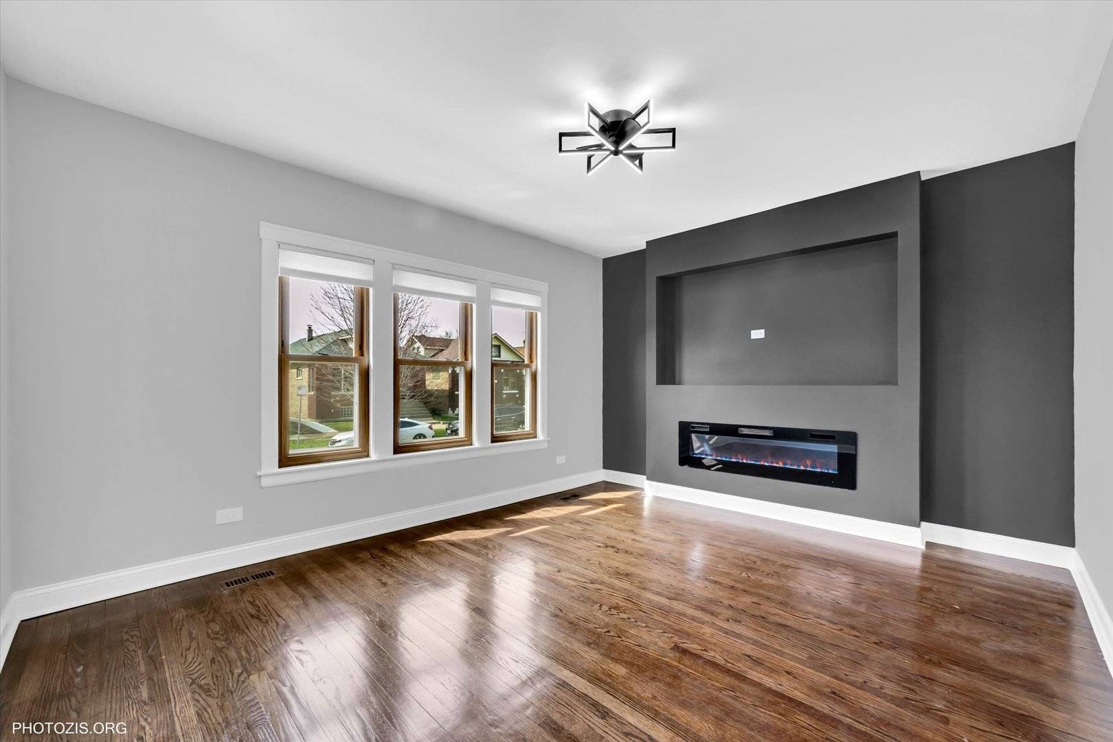 Chicago, IL 60634,6100 W Byron ST