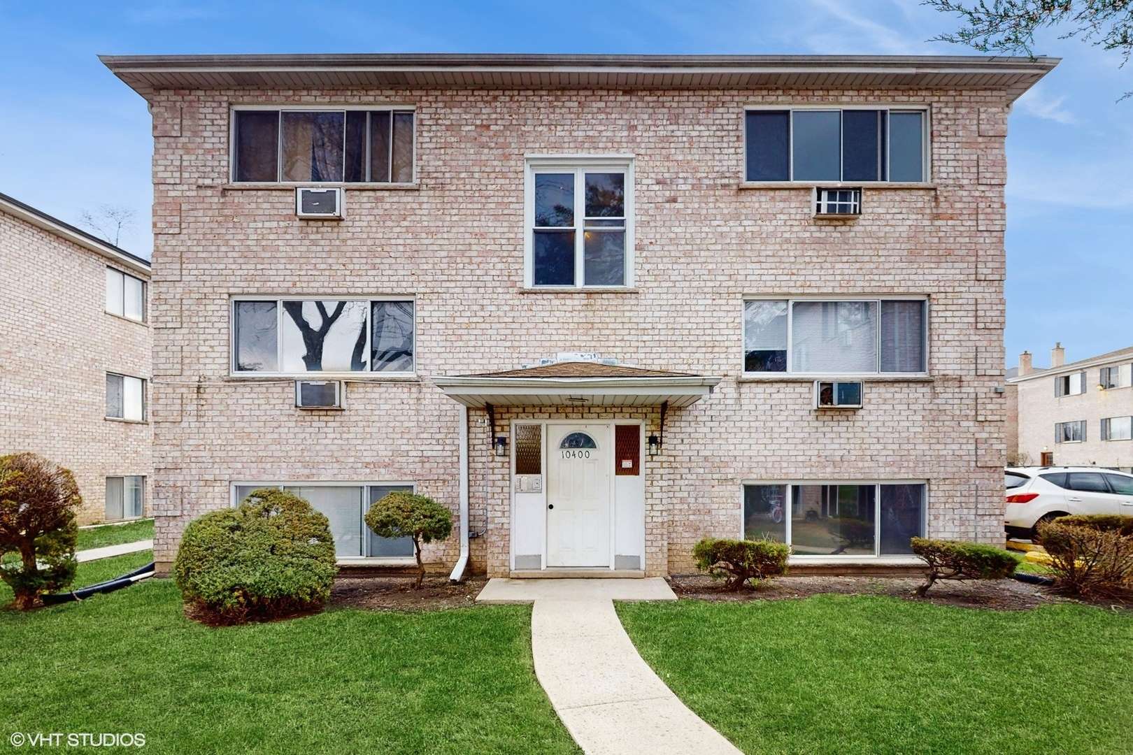 Glenview, IL 60025,10408 Michael Todd TER #1E